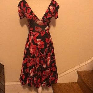 DVF  Wrap Around 100% Silk Dress